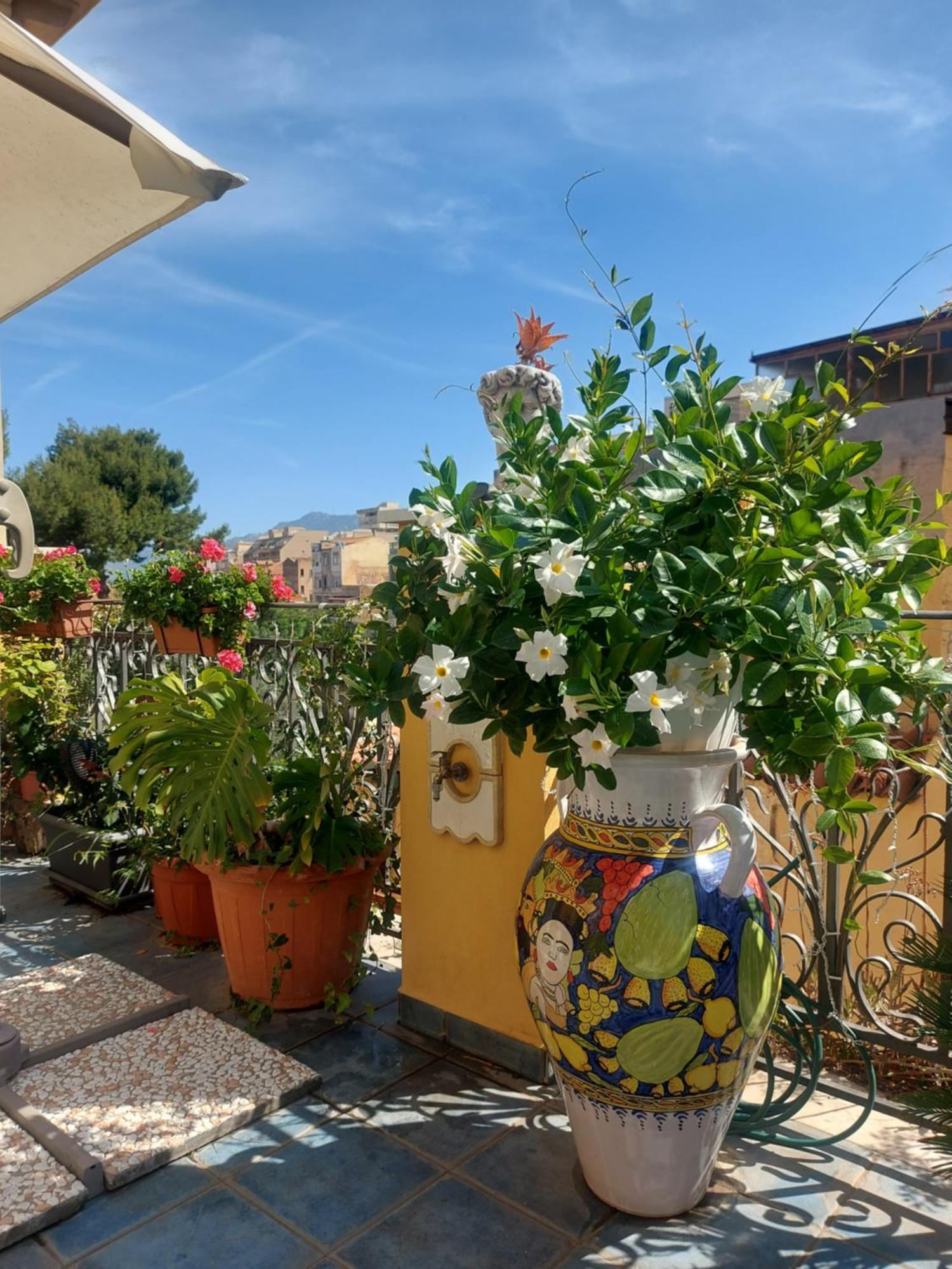 Ferienwohnung Le Vele Palermo Exterior foto